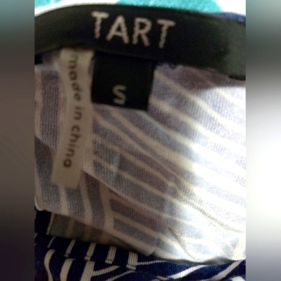 Women's dress shirt - Picture 7 of 7